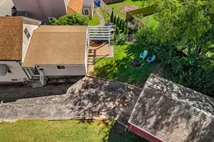 2113 Pleasant St, Fall River, MA 02723 - Photo 33