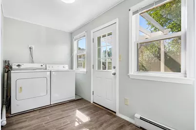 2113 Pleasant St, Fall River, MA 02723 - Photo 13