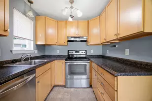 34 St Kolbe Dr, Holyoke, MA 01040 - Photo 3