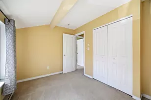 34 St Kolbe Dr, Holyoke, MA 01040 - Photo 17