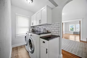 43-45 Dexter St, Springfield, MA 01105 - Photo 11