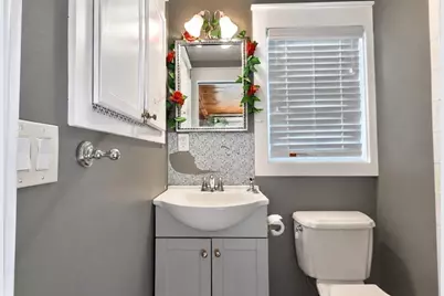 88 N Main St, Bellingham, MA 02019 - Photo 27