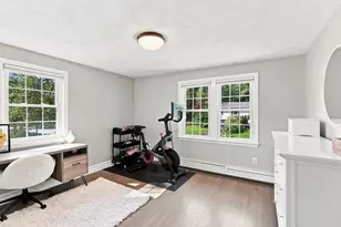 15 Hancock St, Milford, MA 01757 - Photo 21