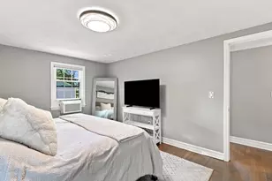 15 Hancock St, Milford, MA 01757 - Photo 19