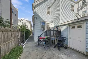 97 Canonicus St, Fall River, MA 02723 - Photo 19