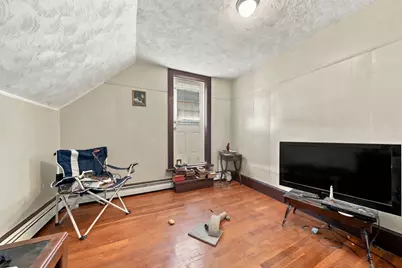 97 Canonicus St, Fall River, MA 02723 - Photo 15