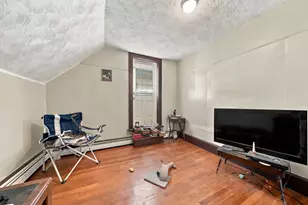 97 Canonicus St, Fall River, MA 02723 - Photo 15