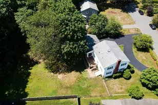 16 Phillip Ave, Burlington, MA 01803 - Photo 5