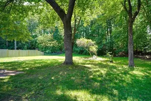 16 Phillip Ave, Burlington, MA 01803 - Photo 7