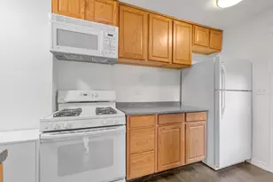 24 Potomac, Boston, MA 02134 - Photo 11