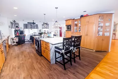20 Fox Hill Dr, Bridgewater, MA 02324 - Photo 5