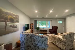 597 Old Warren Rd, Swansea, MA 02777 - Photo 5