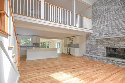 41 Kenneth St, West Bridgewater, MA 02379 - Photo 9