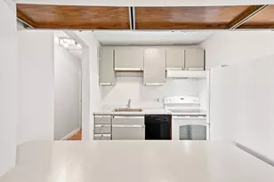 26 Waverly St, Boston, MA 02135 - Photo 11