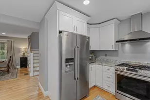 19 Hampstead St, Methuen, MA 01844 - Photo 11