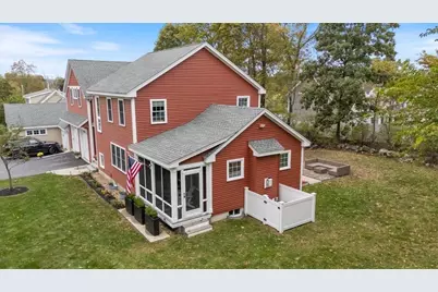 19 Hampstead Street, Methuen, MA 01844 - Photo 37