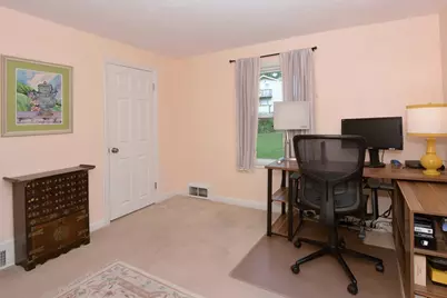 35 Calumet Ave, Worcester, MA 01605 - Photo 23