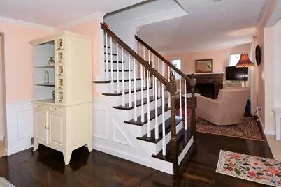 35 Calumet Ave, Worcester, MA 01605 - Photo 7