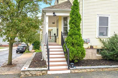 7 Bisson St, Beverly, MA 01915 - Photo 9