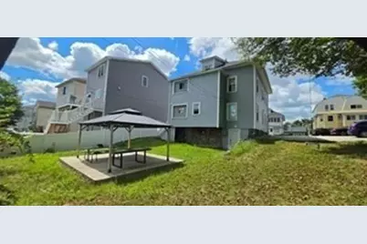 56 Plantation St, New Bedford, MA 01604 - Photo 7