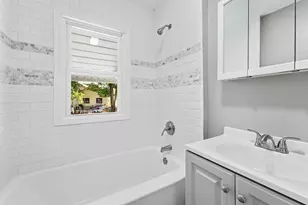 195 Jasper St, Springfield, MA 01109 - Photo 3