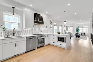 17 College Hill Rd, Somerville, MA 02144 - Photo 11