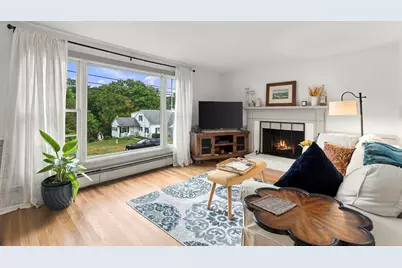 144 Fox Street, Lowell, MA 01859 - Photo 7