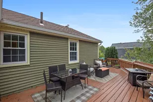 144 Fox St, Lowell, MA 01859 - Photo 17