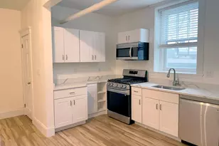 15 Thatcher St, Brookline, MA 02446 - Photo 1