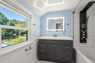 125 Thacher, Milton, MA 02186 - Photo 9
