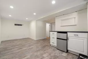 125 Thacher, Milton, MA 02186 - Photo 17