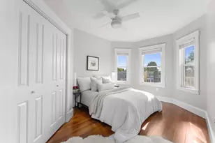 14 Marie St, Boston, MA 02122 - Photo 7