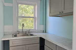 121 Whitwell St, Quincy, MA 02169 - Photo 19