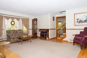 187 Thayer St, Millville, MA 01529 - Photo 9