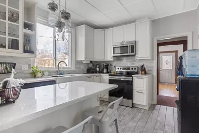 85 Bedford St, Bridgewater, MA 02324 - Photo 11