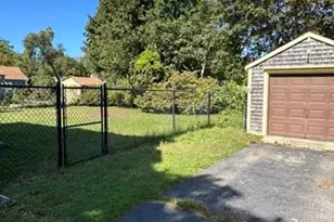 12 Stevens St, Barnstable, MA 02601 - Photo 5