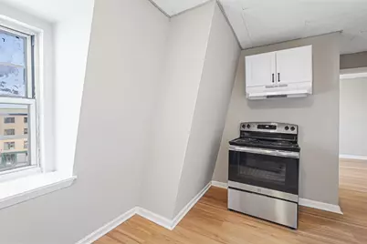 90 Appleton St #18, Lowell, MA 01852 - Photo 3