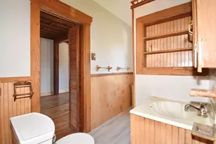 60 Worthy Ave, West Springfield, MA 01089 - Photo 23