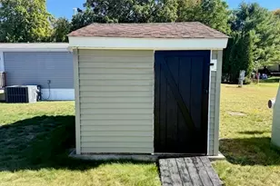 10 Melissa Dr, Attleboro, MA 02703 - Photo 23