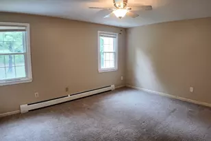 32 Tuck Farm Rd, Auburn, MA 01501 - Photo 11