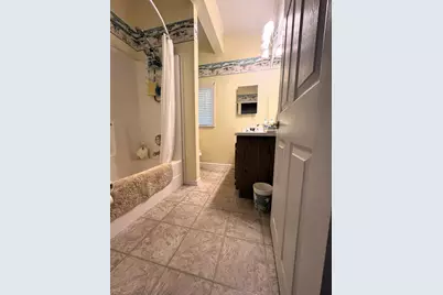 5006 Oak Point Drive, Middleborough, MA 02346 - Photo 9