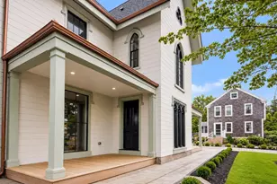 9 Ashland Ave, Manchester by the Sea, MA 01944 - Photo 3