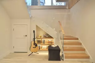 17 R Ellsworth Ave, Cambridge, MA 02139 - Photo 19