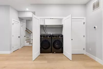 113 Beacon St #A, Somerville, MA 02143 - Photo 17