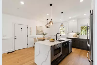 113 Beacon St #A, Somerville, MA 02143 - Photo 7
