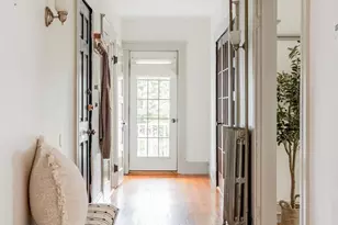8 Pine St, Boston, MA 02136 - Photo 29