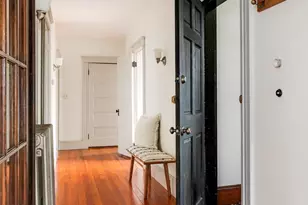 8 Pine St, Boston, MA 02136 - Photo 21