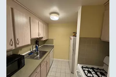 20 Stearns Rd #63, Brookline, MA 02446 - Photo 7