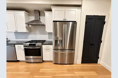 120 Moore St #205, Boston, MA 02128 - Photo 9