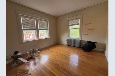 2 Claflin Rd #6, Brookline, MA 02445 - Photo 3